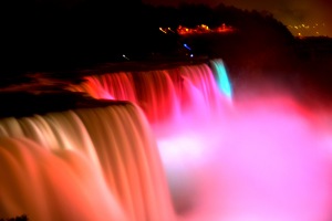 Niagara Falls at night  (Canon EOS - Long Exposure)